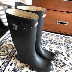 HUNTER BOOTS
